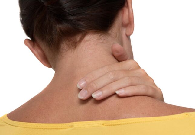 Te mamae i roto i te kaki me te osteochondrosis o te tuaiwi cervical